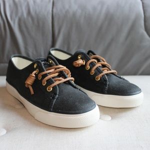 NWOT Sperry Crest Vibe Sneakers